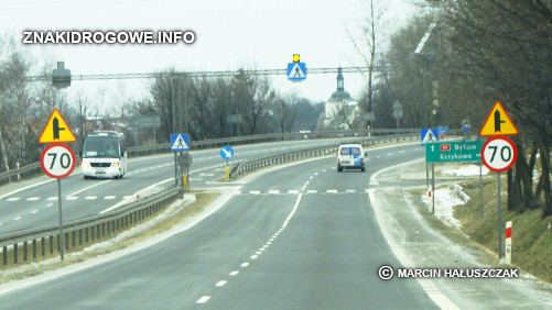 A-6b skrzyżowanie z drogą podporządkowaną występującą po prawej stronie